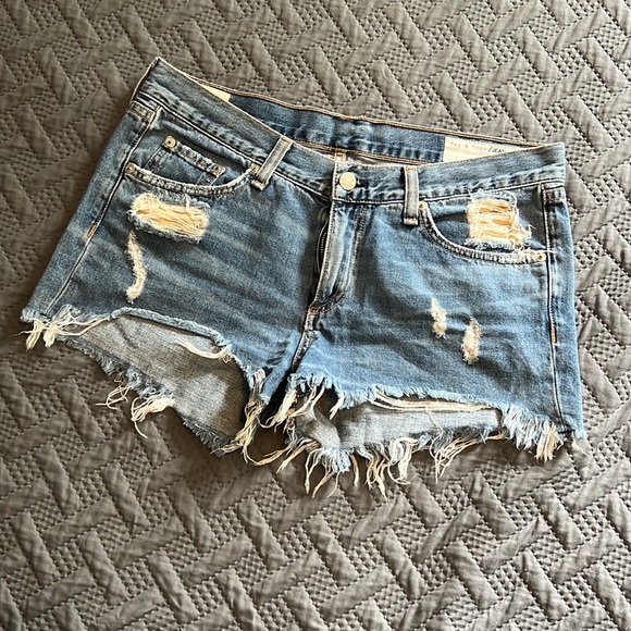rag & bone Pants - rag & bone : Distressed Denim Shorts - 27